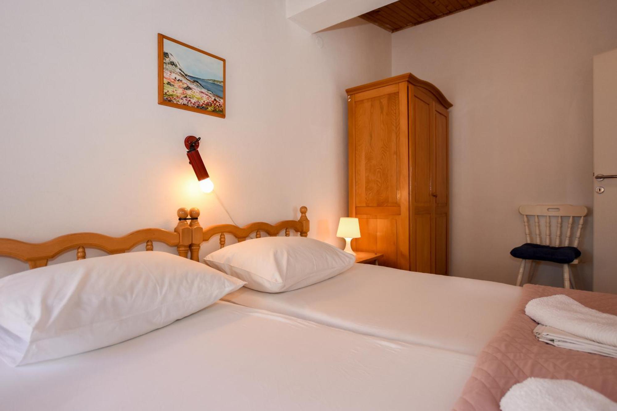 Movo House Apartment Đảo Pag Ngoại thất bức ảnh
